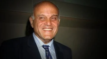 ظهور نادر.. مجدي يعقوب يكشف خفايا رحلته مع منى الشاذلي الليلة